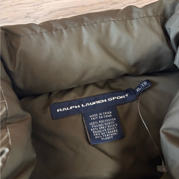 Ralph Lauren Men's Olive Puffer Vest - Picture 2 of 3